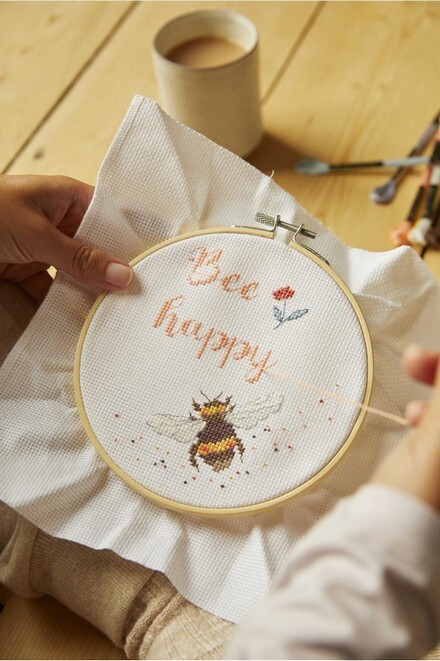 BK1966 Mindful Making - Duo Kit de point de croix - Bee Happy
