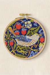 BL1174-RE-77 Le voleur de fraises kit point de croix-2