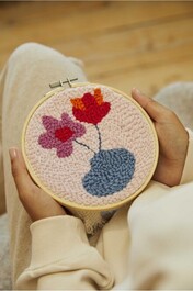 PN005K Mindful Making - Kit punch needle - Fleurs d?licates
