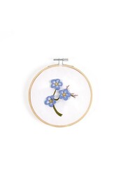 TB237 Kit broderie myosotis -1
